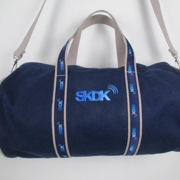 WARDEN BROOKS NEW YORK CANVAS DUFFEL BAG - Picture 11 of 16